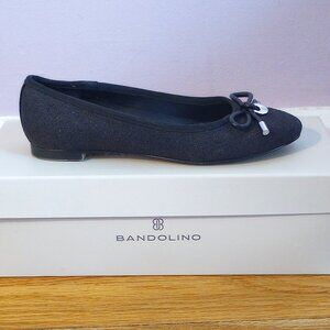 Bandolino black flats size 6 womens'